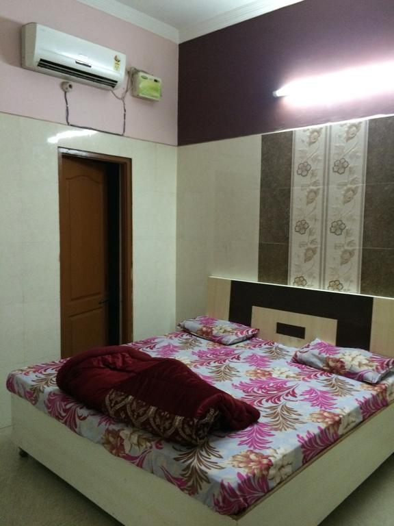 Hotel Diamond Heritage Amritsar Zimmer foto